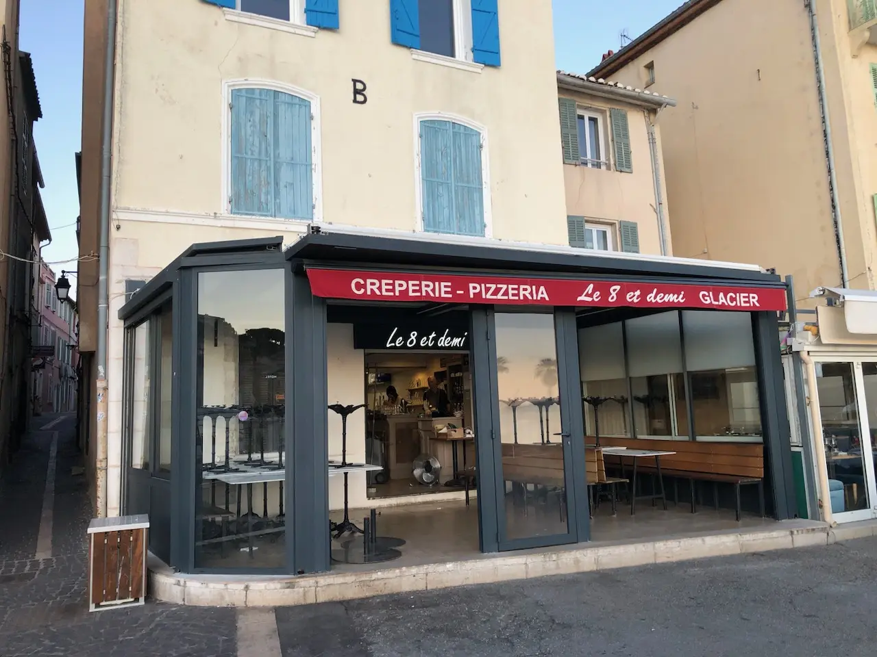 Réalisation Le 8 et Demi à Cassis